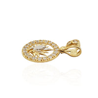 Two-tone Circle Cannabis Leaf CZ Pendant (14K).