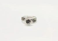 Diamond Flower Ring (10K).