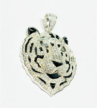 Tiger head CZ pendant (Silver).
