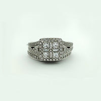 "Window to Love" Diamond Engagement & Wedding Ring Set (14K)
