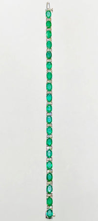 Oval Emerald and Diamond Bracelet (14K).