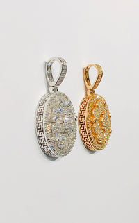 Cluster Round Diamond Pendant (14K)