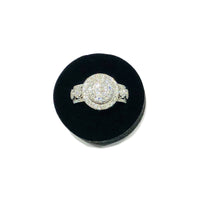 Emerging Round Cluster Diamond Ring (14K)