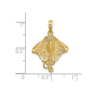 Textured Stingray Pendant (14K)
