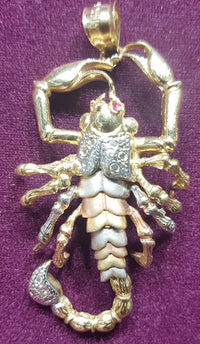 Scorpion Pendant Tricolor 14K - Popular Jewelry