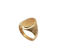 Oval Signet Ring (14K)