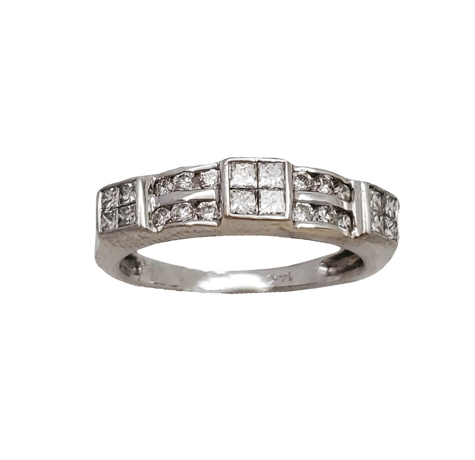 Diamond Princess Cut Ring 14K)