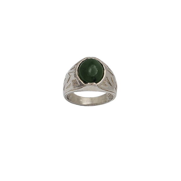 Antique-Finish Ridged Accent Oval Jade Ring (Silver)
