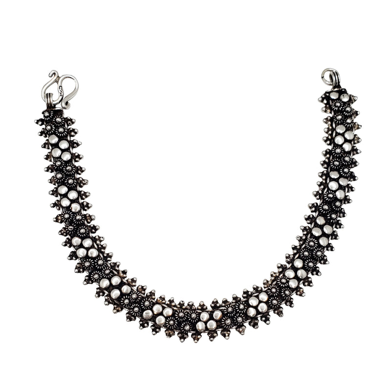 Antique Flower & Bead Pattern Bracelet (Silver)