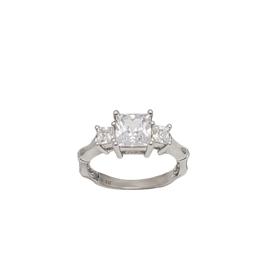 Mphete Yogwirizana ya Zirconia Yodulidwa ndi Emerald (Siliva)