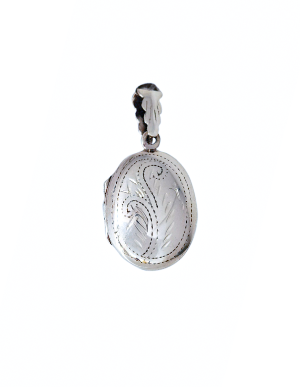Floral Textured Oval Locket Pendant (Silver)