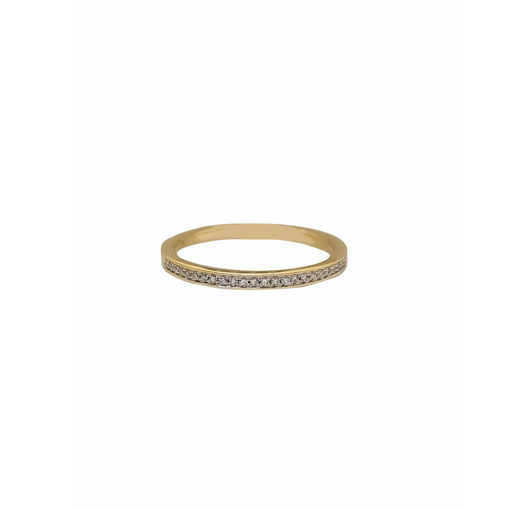 Round Diamond cut Yellow Gold Ring