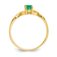 Oval Emerald Solitaire Twist Band Ring (14K)