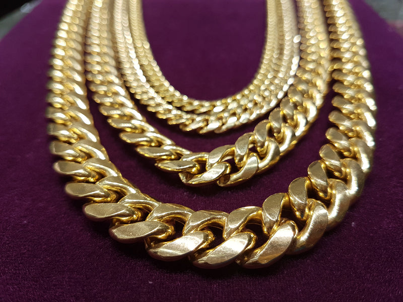 10k Yellow Gold Light weight Curb Link Chain
