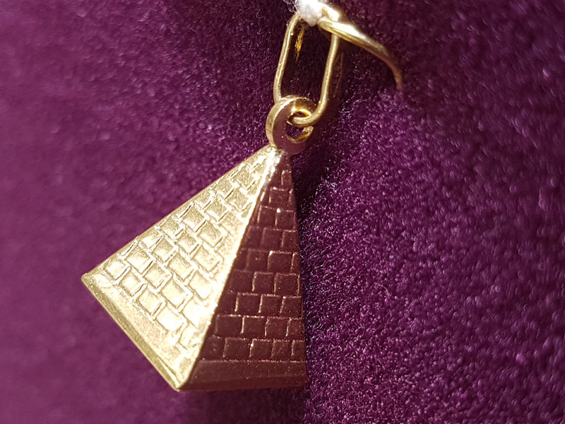 Egyptian Pyramid Pendant 14K - Lucky Diamond 恆福珠寶金行 New York City 169 Canal Street 10013 Jewelry store Playboi Charlie Chinatown @luckydiamondny 2124311180