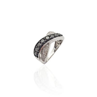 Black & White Traversing Diamond Ring (14K)