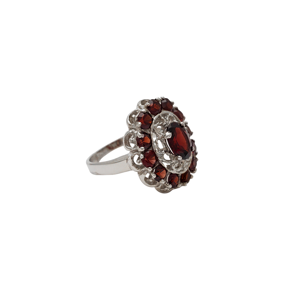 Dark Red Zirconia Floral Pattern White Gold Lady Ring (14K)