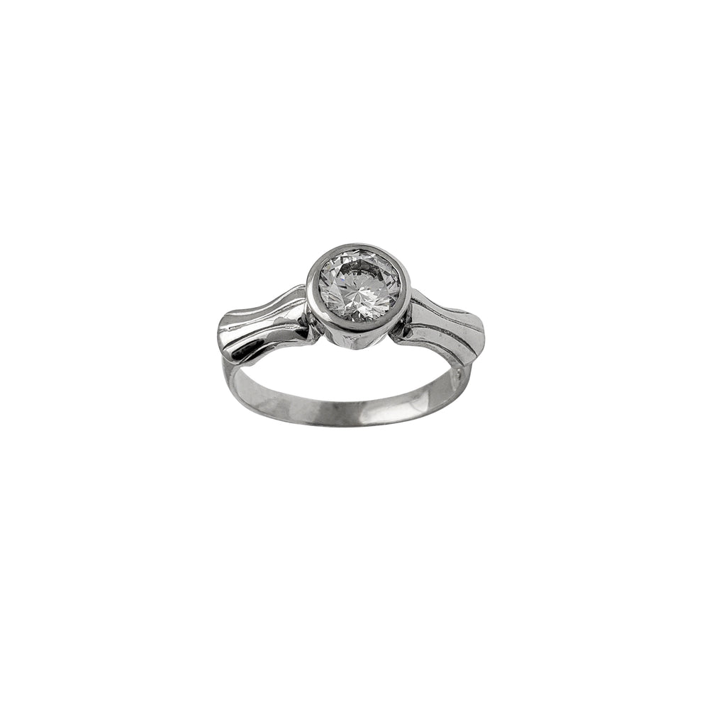 Zirconia Bezel Bamboo Textured Lady Ring (14K)