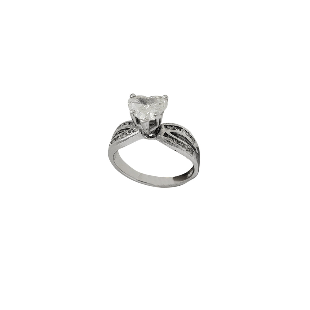 Diamond Heart-Setting Engagement Ring (14K)