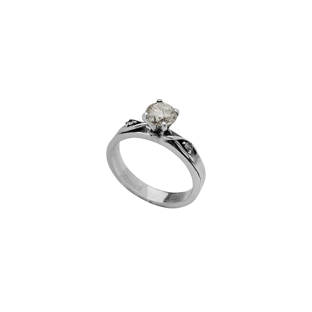 Diamond Round Engagement Ring (14K)