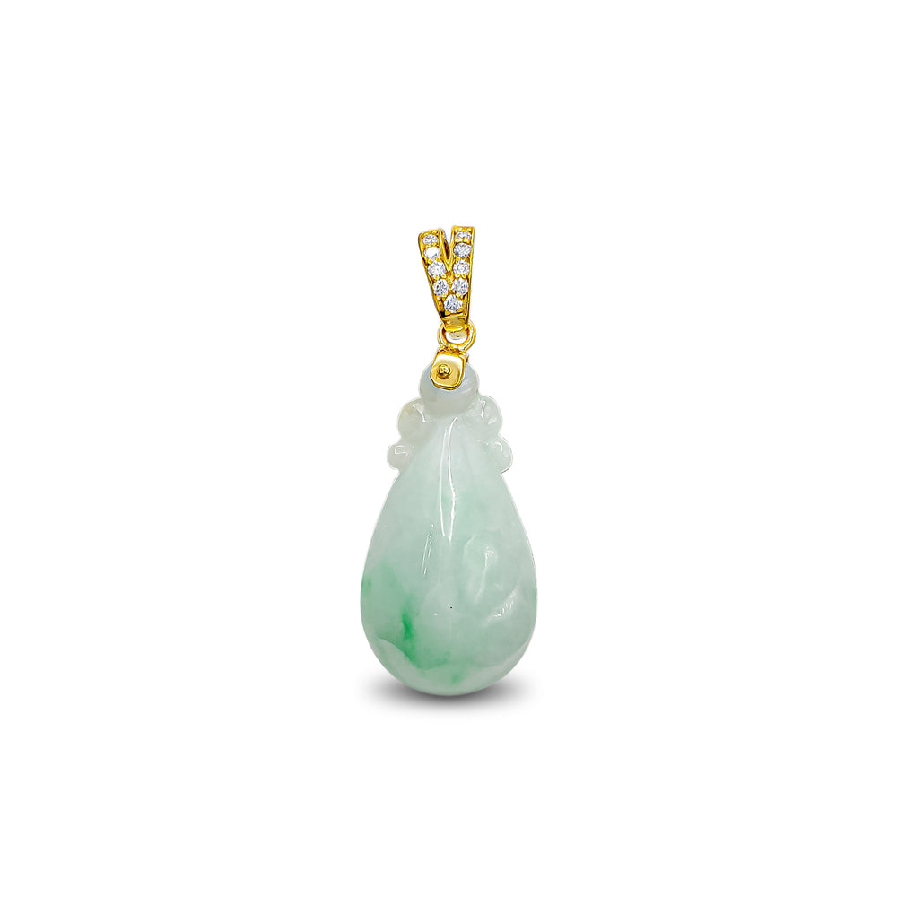 VS Diamond Oval Jade Pendant (14K)