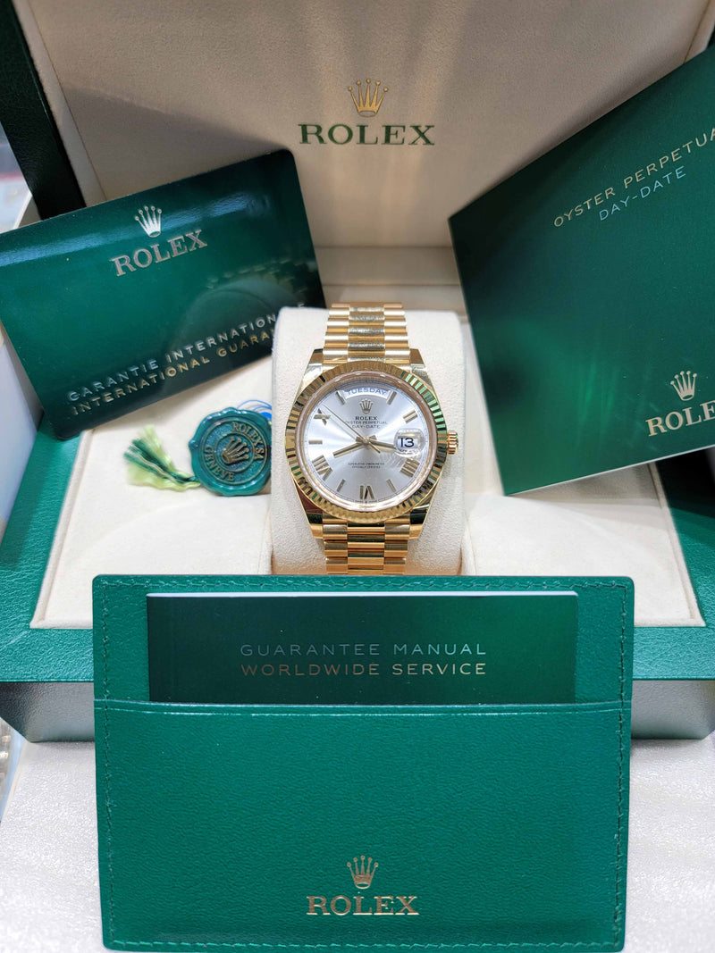 Rolex Day Date 40mm President Bracelet Fluted Bezel Silver Roman Dial