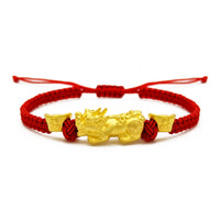Pixiu s crvenim narukvicama u žicama (24K) sprijeda - Popular Jewelry - New York