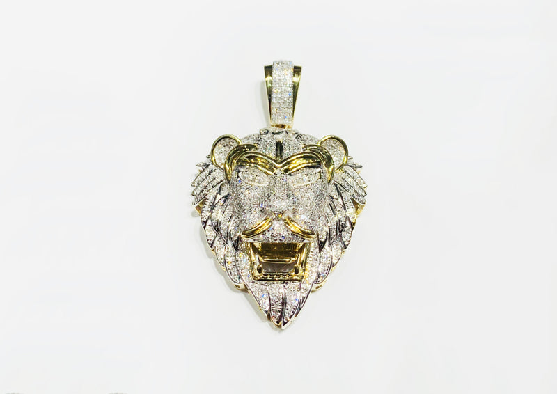 Diamond Lion Head Pendant (14K).