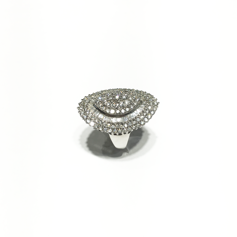 Oval Cocktail Diamond Ring (14K)