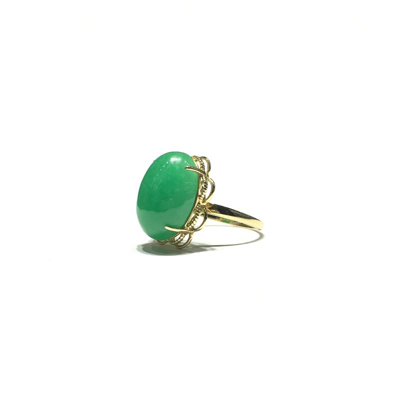 Green Jade Oval Cabochon Cocktail Ring (14K) side - Popular Jewelry - New York