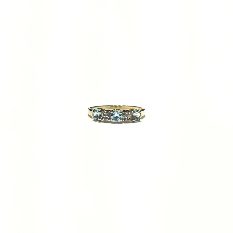 Triple Gemstone Pattern CZ Ring (14K) face - Popular Jewelry - New York