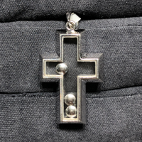 Privjesak s plutajućim dijamantima (18K)