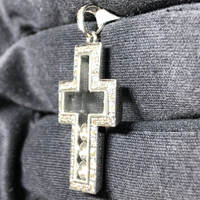 Privjesak s plutajućim dijamantima (18K)