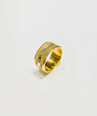 Two-tone Diamond cut Ring (14K).