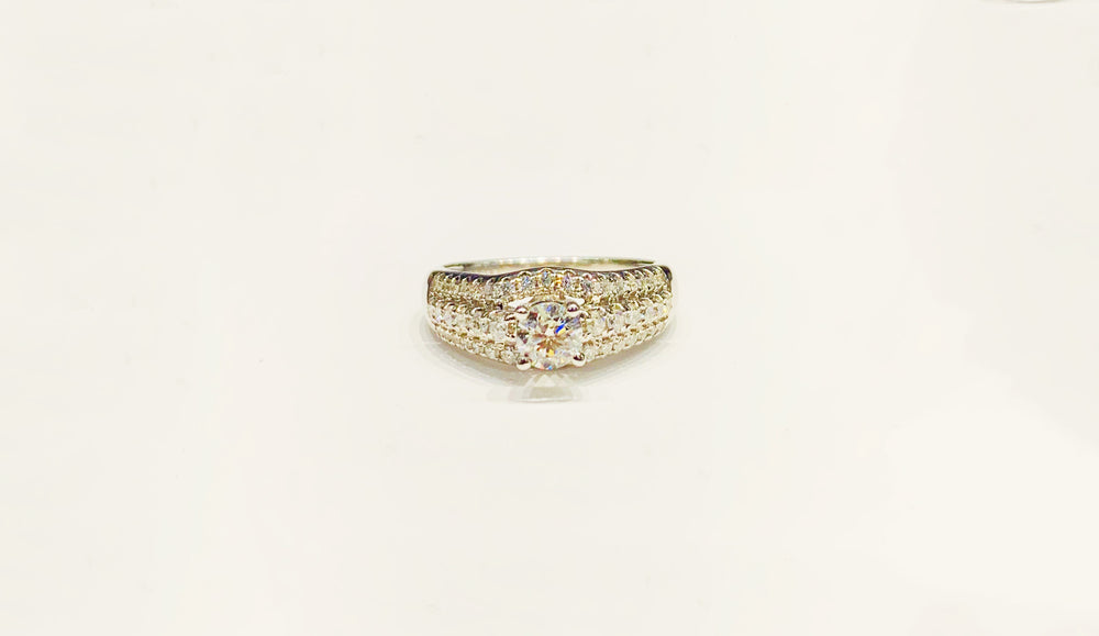Diamond Ring (14K).