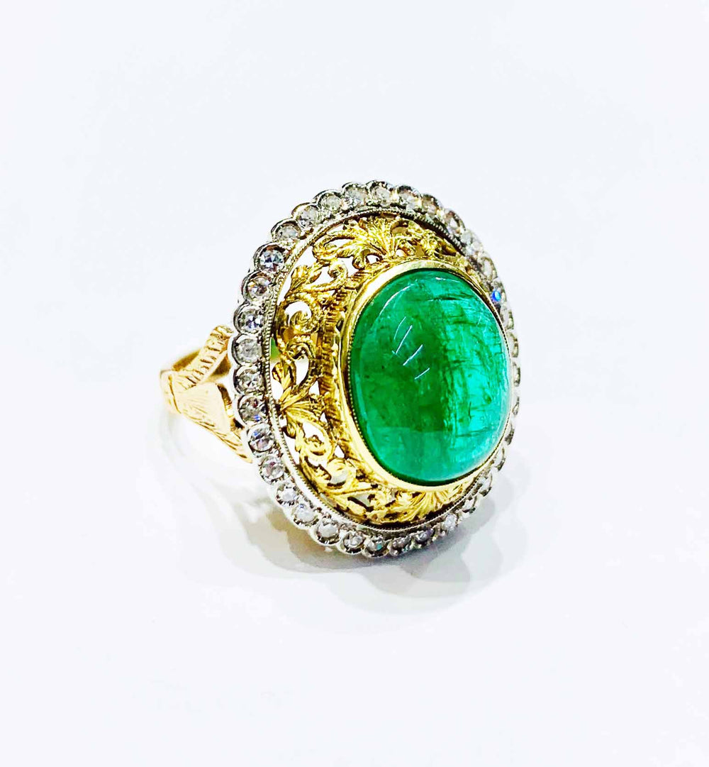 Diamond Round Ring (18K).