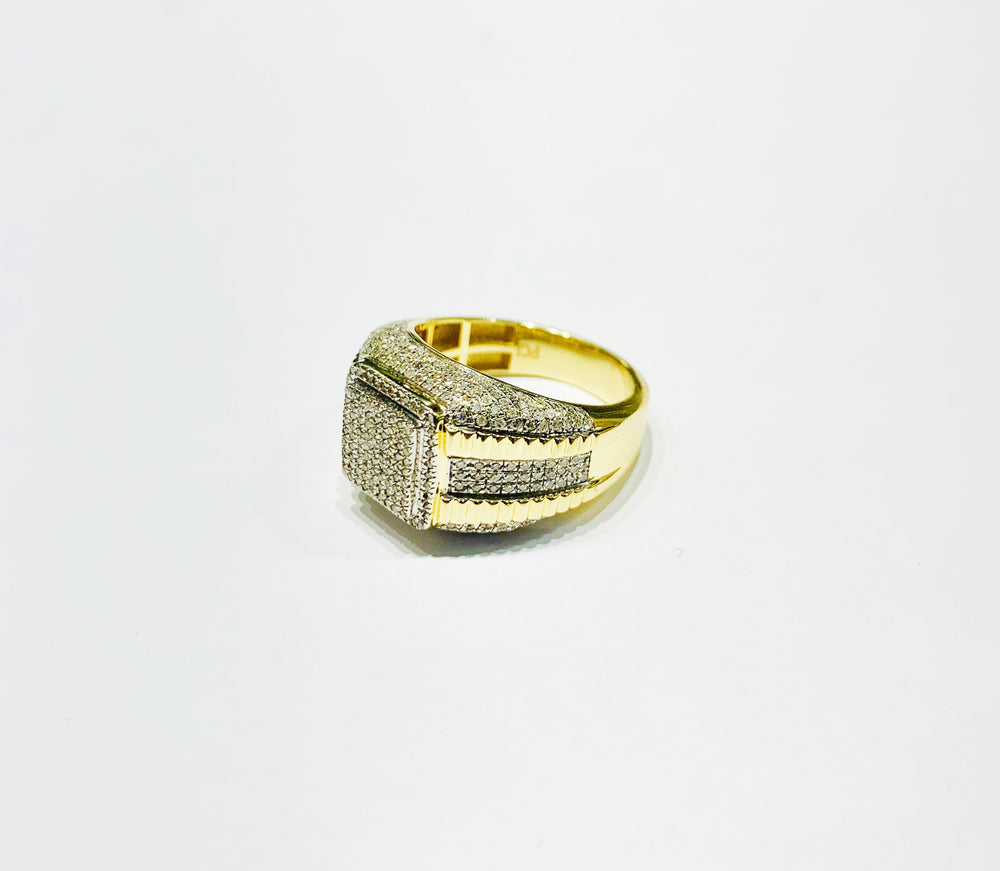 Diamond Square Ring (14K).