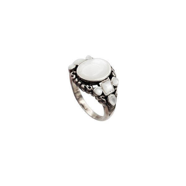 Antique Mother of Pearl Ring (Silver)