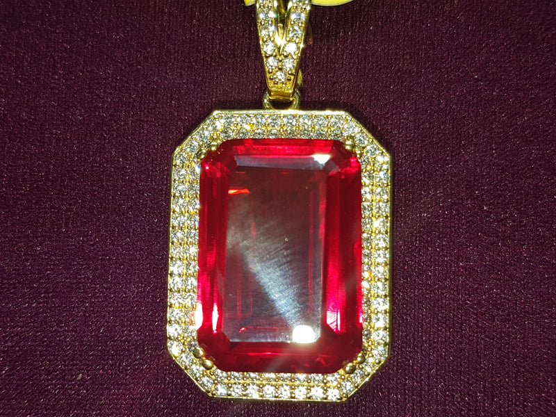 Red Gemstone Pendant w/ CZ Frame 10K - Lucky Diamond 恆福珠寶金行 New York City 169 Canal Street 10013 Jewelry store Playboi Charlie Chinatown @luckydiamondny 2124311180