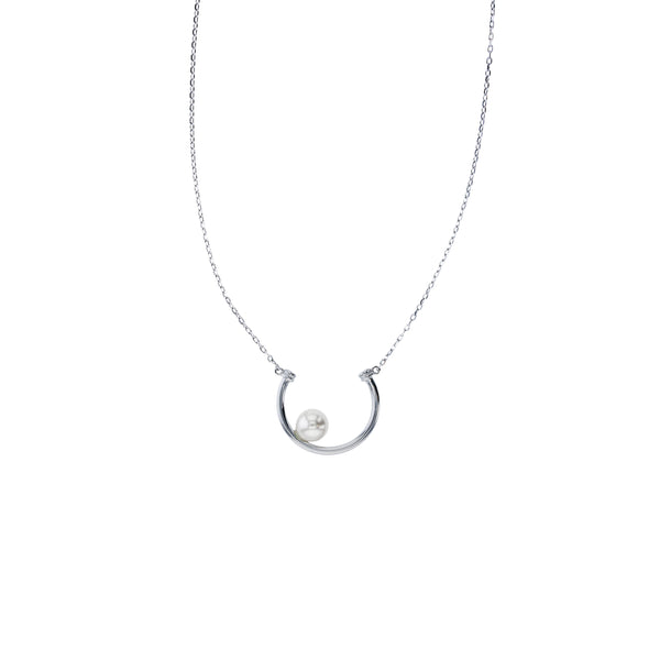 Half Circle Pearl Necklace (Silver)
