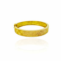 Butterfly Design Bangle Bracelet (14K).