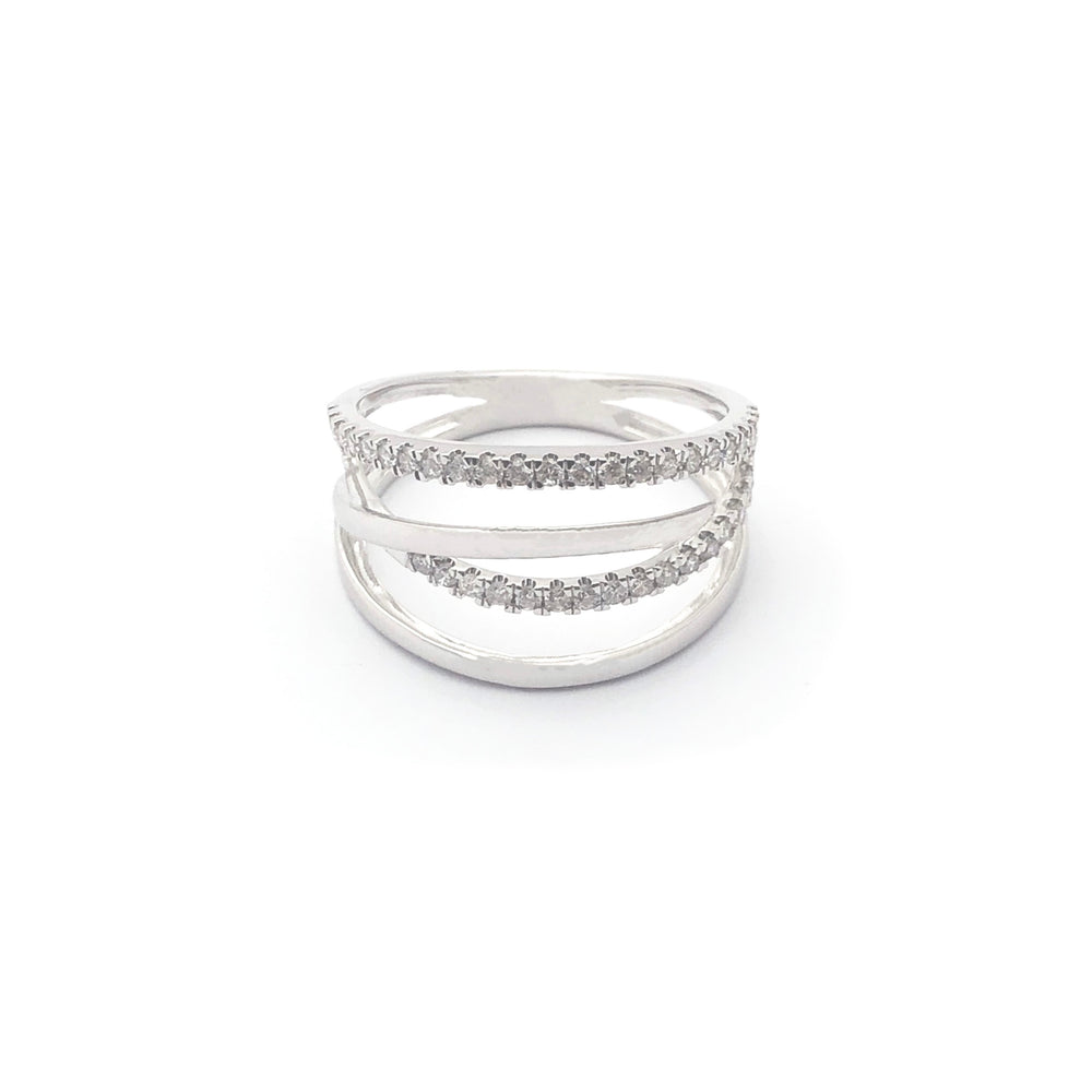 Double Buckle Diamond Ring (14K)