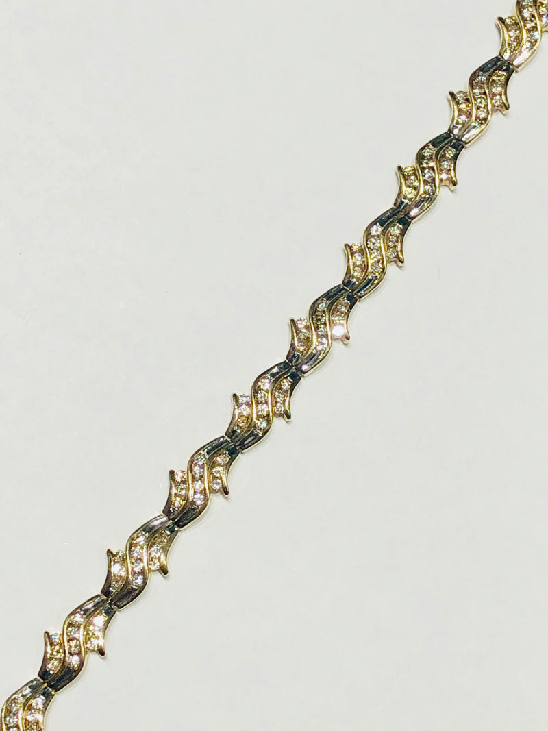 Wave Diamond Bracelet (10K)