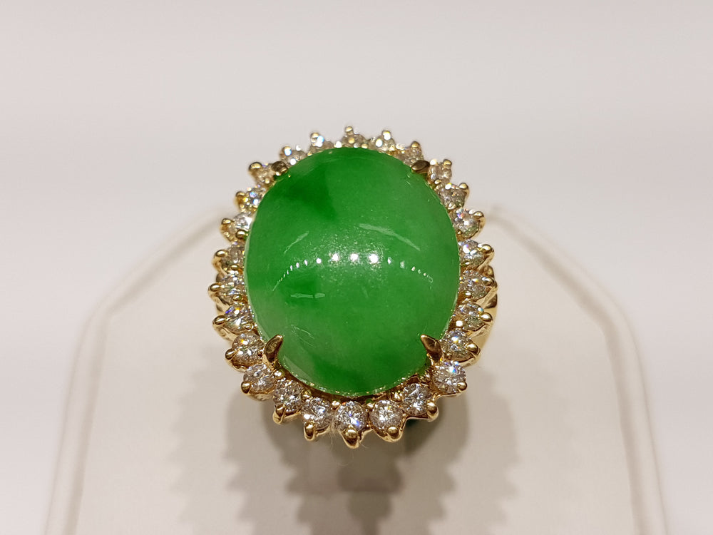 Jade and Diamond Lady's Cocktail Ring 18K - Lucky Diamond 恆福珠寶金行 New York City 169 Canal Street 10013 Jewelry store Playboi Charlie Chinatown @luckydiamondny 2124311180