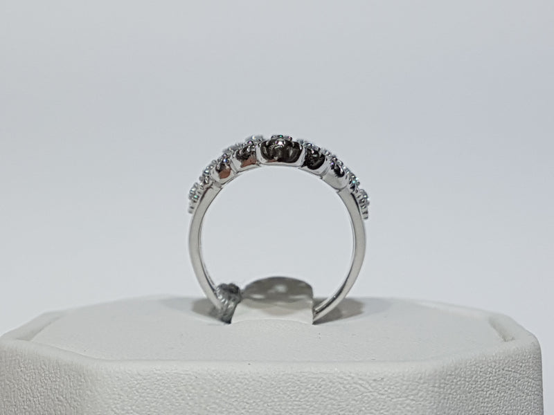 Teardrop Cluster Ring Silver - Lucky Diamond 恆福珠寶金行 New York City 169 Canal Street 10013 Jewelry store Playboi Charlie Chinatown @luckydiamondny 2124311180