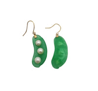 Lucent Green & Pearl Peapod Earring (14K)