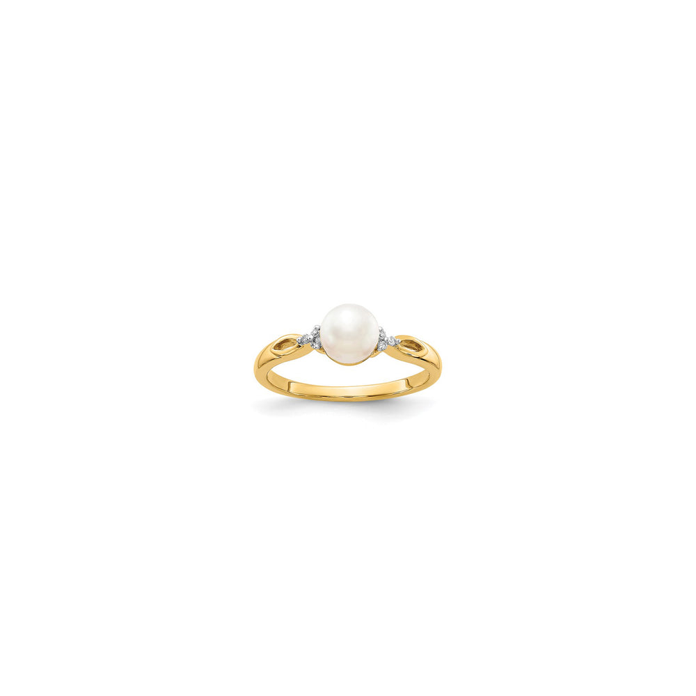 Diamond And Freshwater Cultured Pearl Ring (14K)