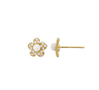 Flower Pearl Earrings (14K)