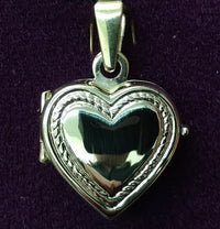 Rope-Themed Heart Locket 14K - Lucky Diamond 恆福珠寶金行 New York City 169 Canal Street 10013 Jewelry store Playboi Charlie Chinatown @luckydiamondny 2124311180
