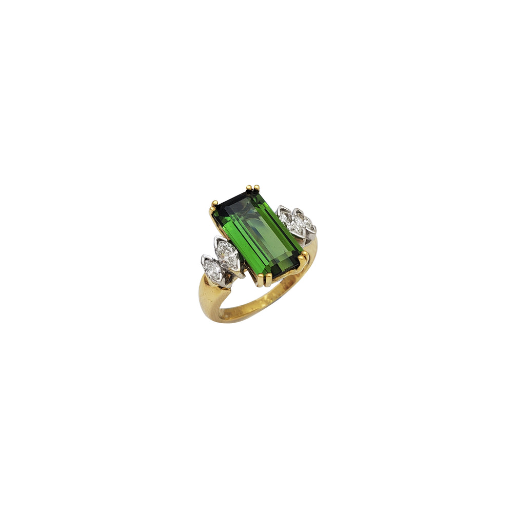 Baguette Shape Peridot and Marquise Diamond Ring (18K)